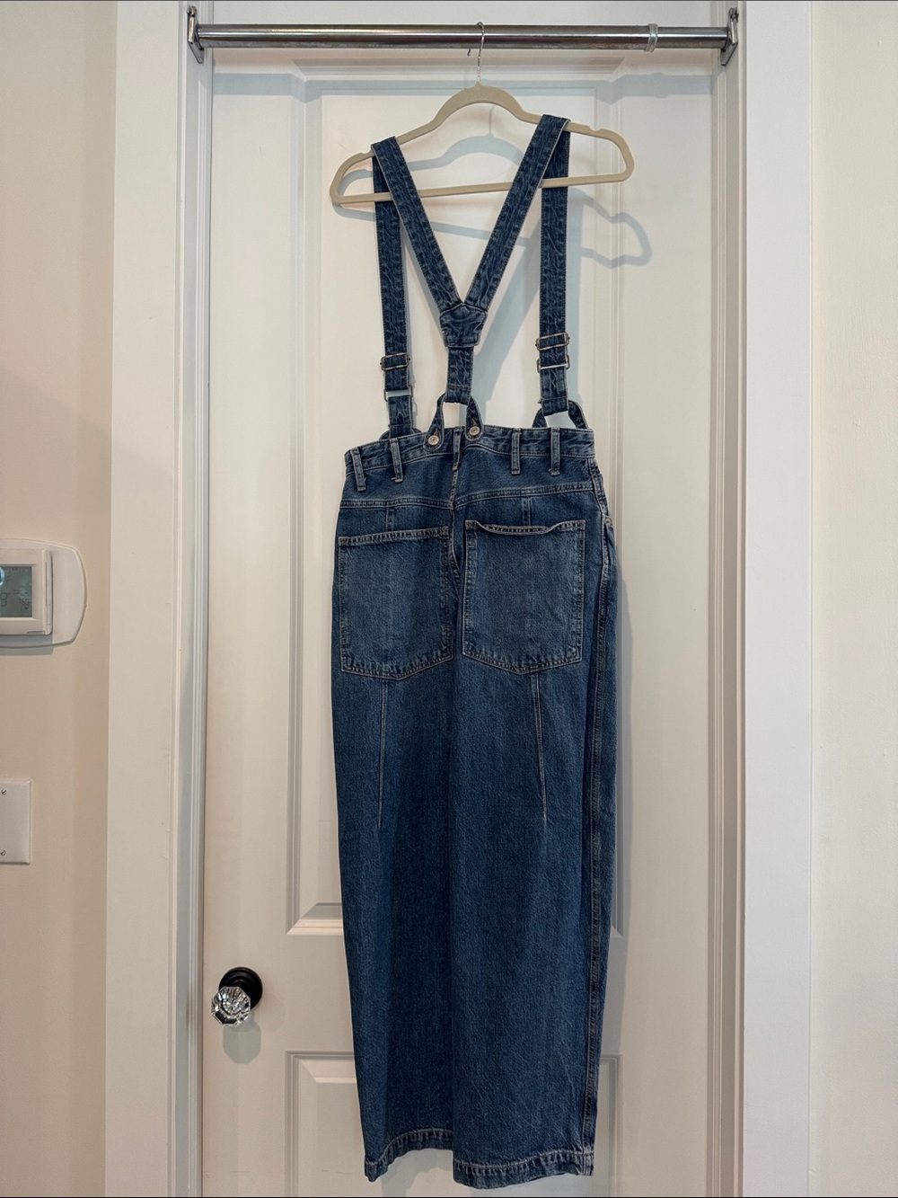 WTF Denim slight Curved-Leg Jeans with Adjustable/removable Suspenders - Blue - Picture 4 of 4